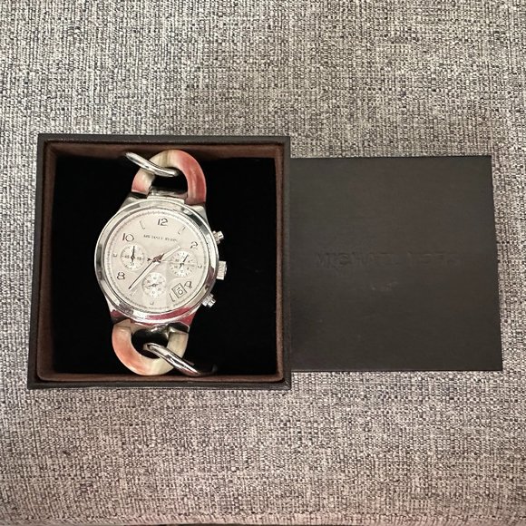 Michael Kors Silver Link Water - Picture 1 of 4